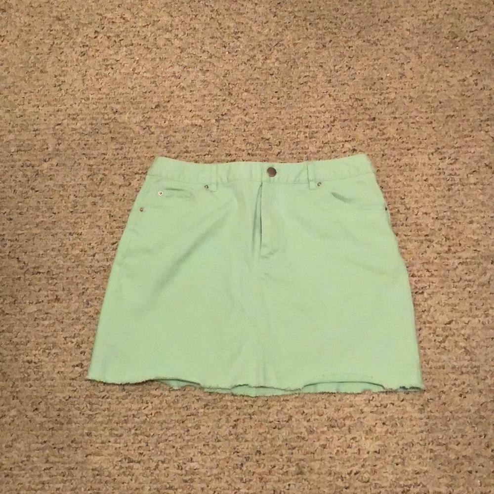 Sea foam green skirt, Size L